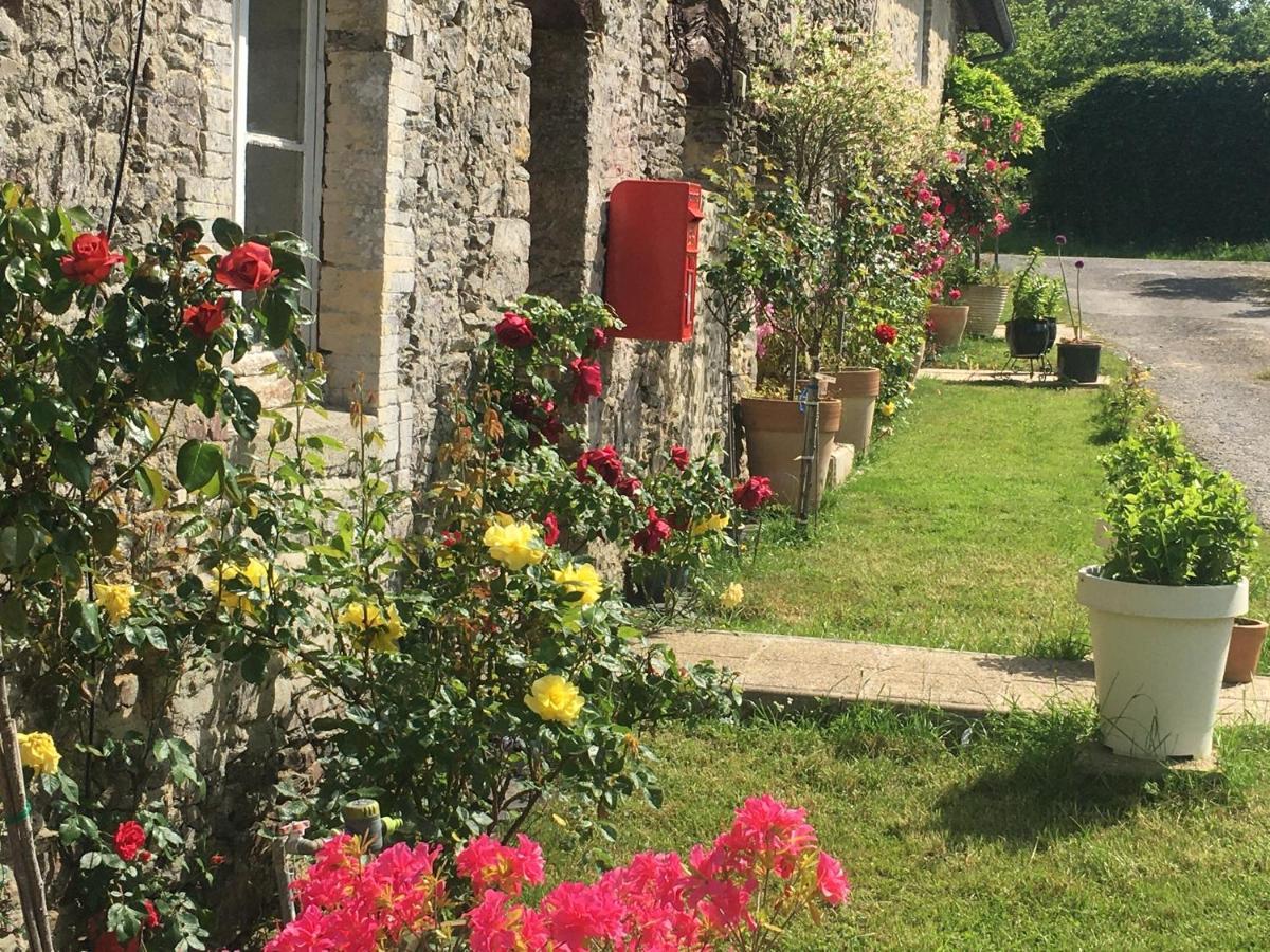Chez Thomas 7 Route Du Monde Ancien Bed & Breakfast Saint-Georges-D'Aunay Luaran gambar