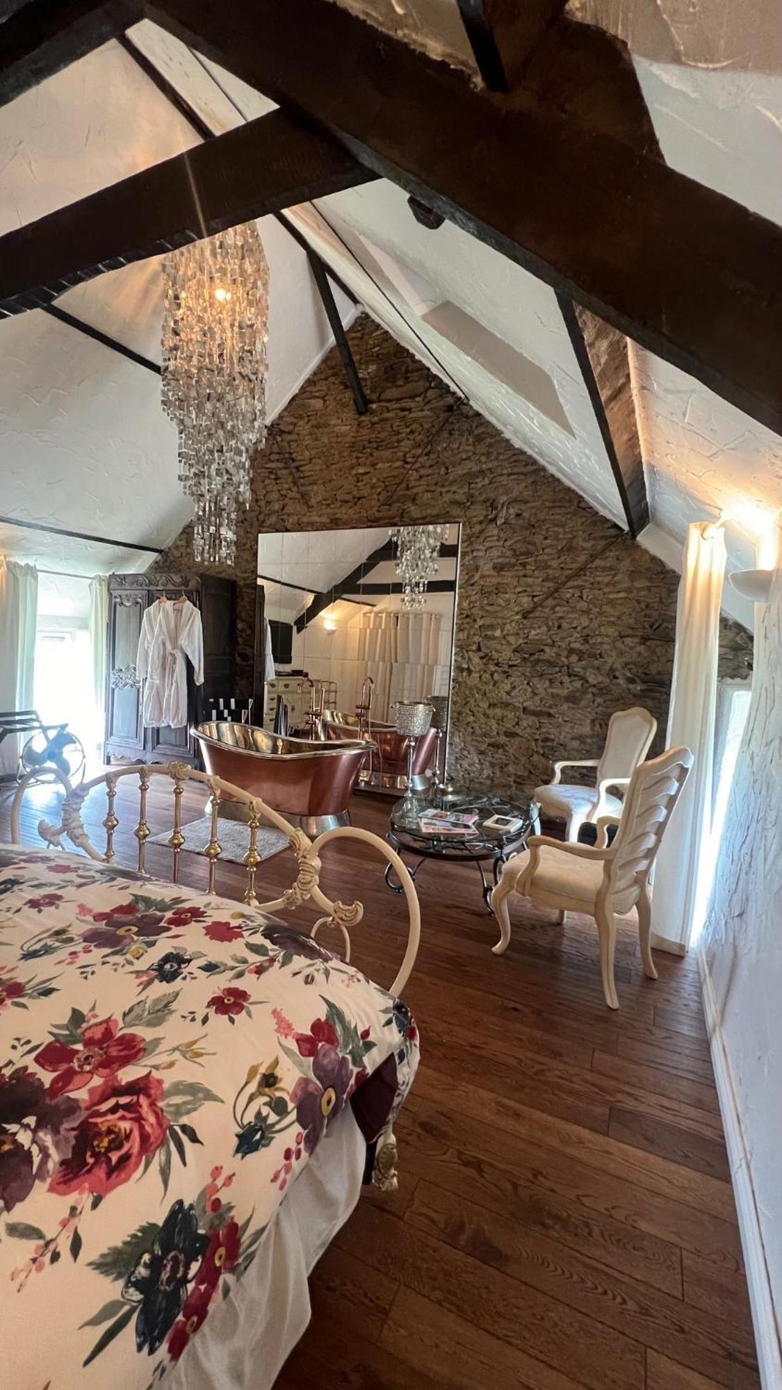 Chez Thomas 7 Route Du Monde Ancien Bed & Breakfast Saint-Georges-D'Aunay Luaran gambar